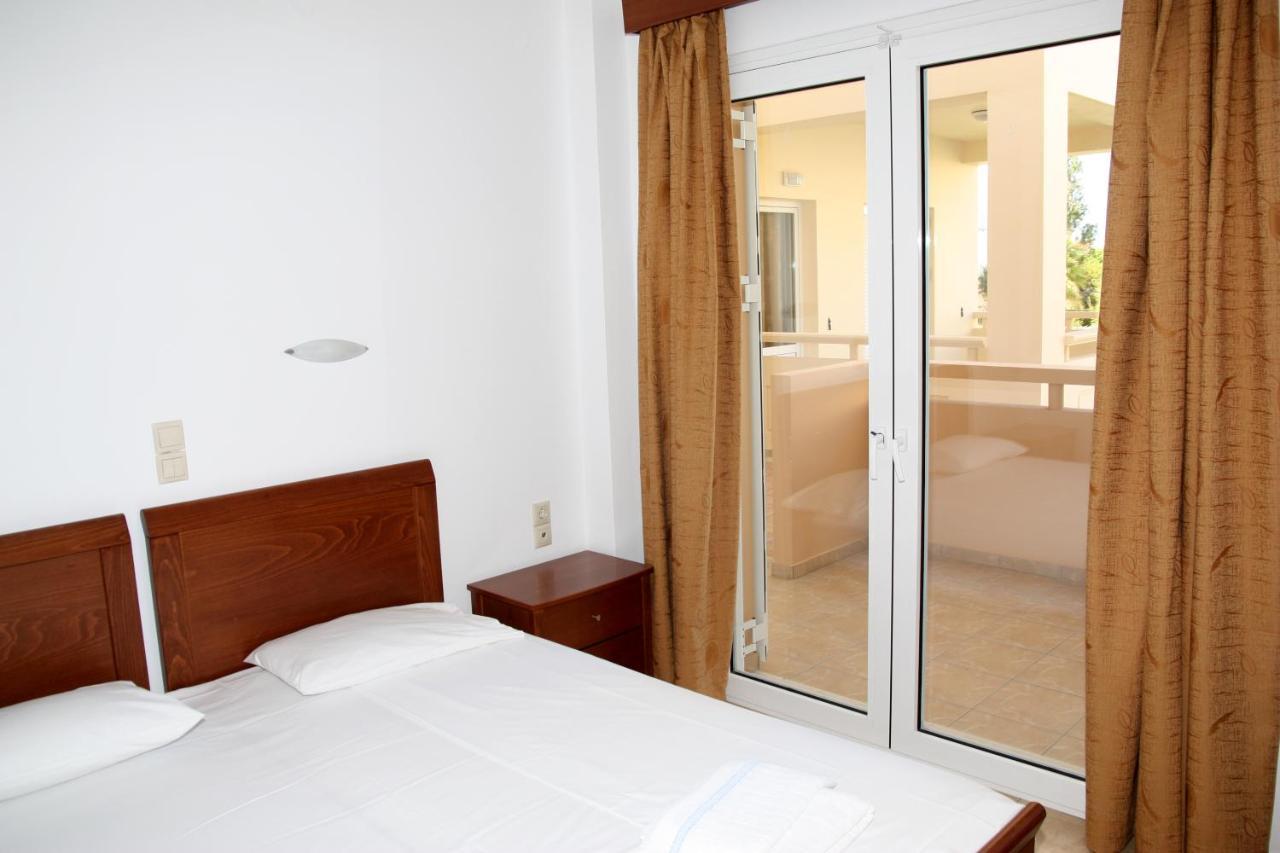 Dimitris Apartments Platanias  Phòng bức ảnh