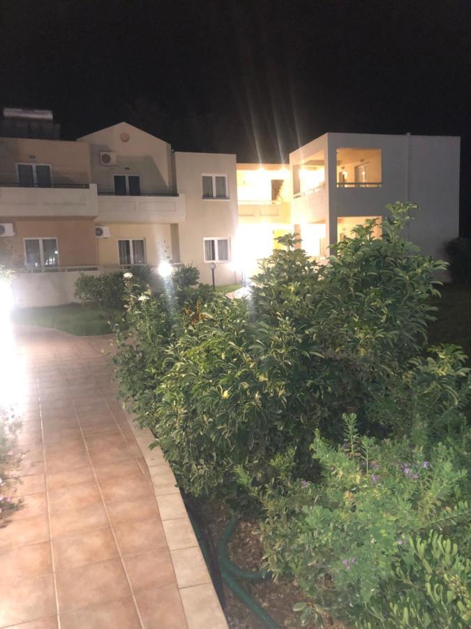 Dimitris Apartments Platanias  Ngoại thất bức ảnh