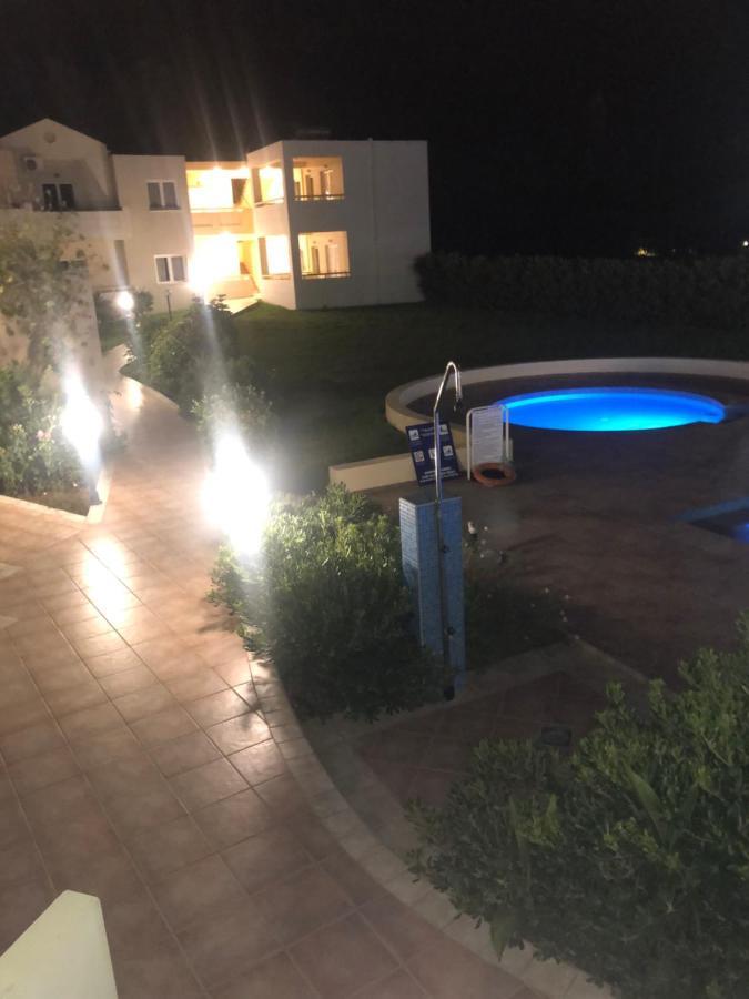 Dimitris Apartments Platanias  Ngoại thất bức ảnh