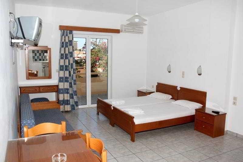 Dimitris Apartments Platanias  Ngoại thất bức ảnh